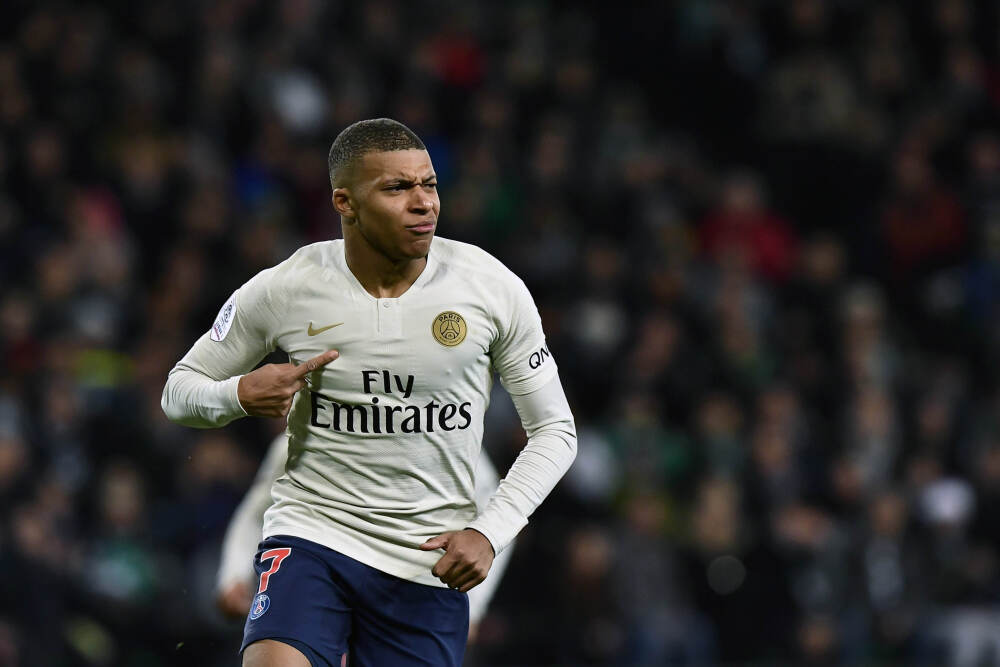 中超联赛有限责任公司原副总经理杨扬被查